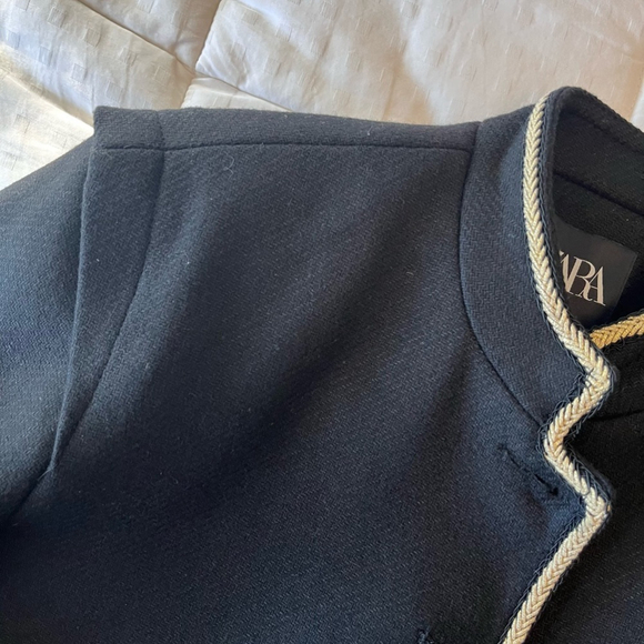 SOLD🥤 Zara Woman Textured Cropped Wool Blend Jacket Black Gold Buttons S NWT - Picture 11 of 16